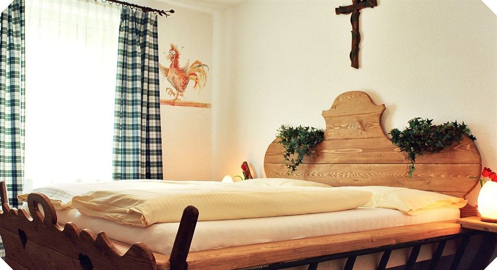 Mama Muh Hotel Linz Bagian luar foto