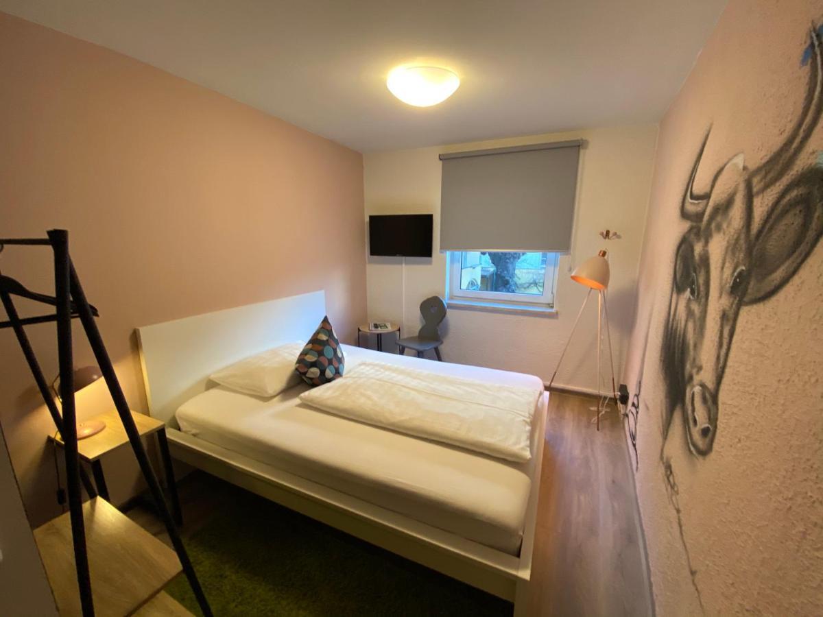 Mama Muh Hotel Linz Bagian luar foto