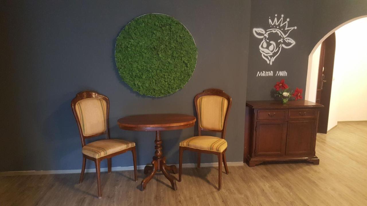 Mama Muh Hotel Linz Bagian luar foto