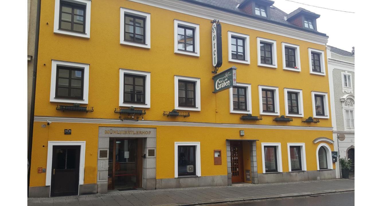 Mama Muh Hotel Linz Bagian luar foto