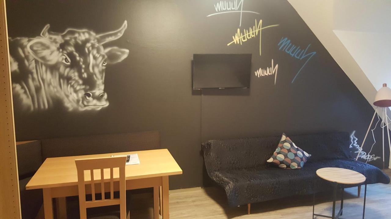 Mama Muh Hotel Linz Bagian luar foto